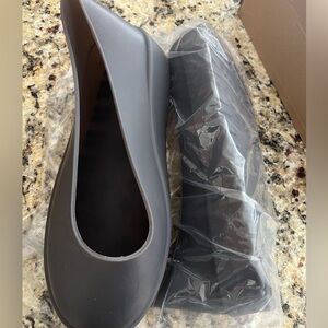 Rubber uggs or Ugg-like guards.